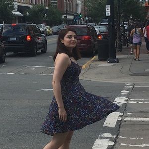 Meet your Posher, Ela